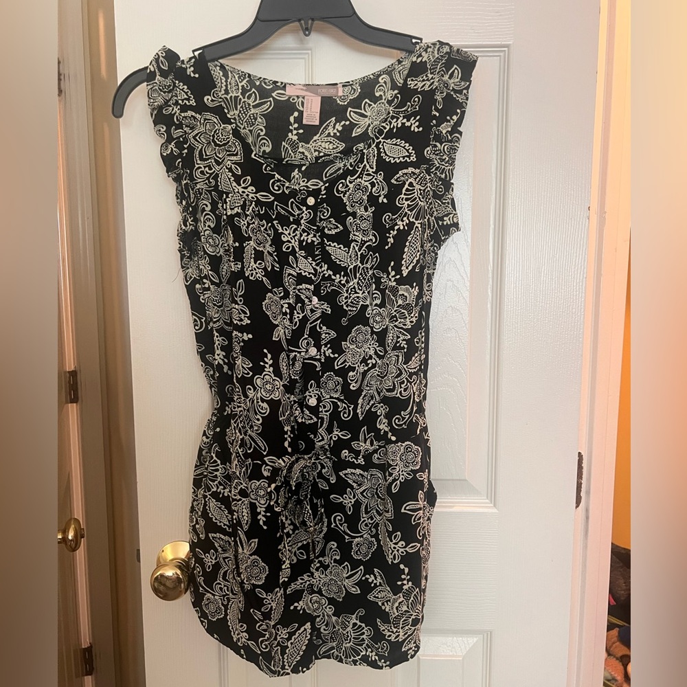 Forever21 size medium romper